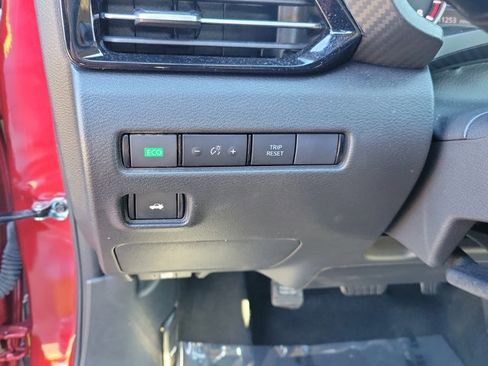 Used 2025 Nissan Sentra SR image 25