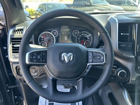 New 2026 RAM 1500 4x4 Crew Cab image 18