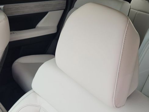 Certified 2025 Hyundai Santa Fe Calligraphy image 14