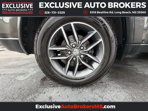 Used 2018 Jeep Grand Cherokee Laredo image 43