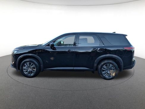 Used 2024 Nissan Pathfinder S FWD image 8