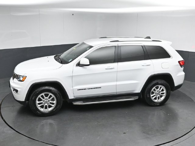 Used 2020 Jeep Grand Cherokee Laredo w/ Security & Convenience Group AWD/4WD image 47
