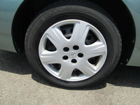 Used 2005 Toyota Corolla CE FWD image 24