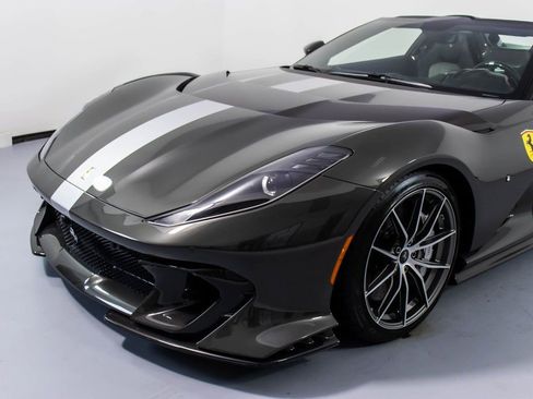 Used 2024 Ferrari 812 Competizione A image 31