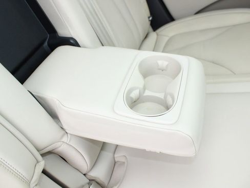 Used 2020 Lincoln Nautilus Reserve FWD image 18