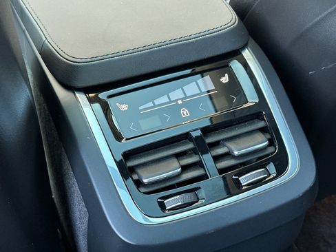 Certified 2023 Volvo XC90 B6 Plus image 14