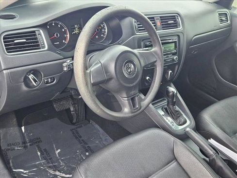 Used 2012 Volkswagen Jetta SE image 8