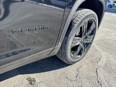 New 2026 GMC Acadia Elevation w/ Black Edition image 9