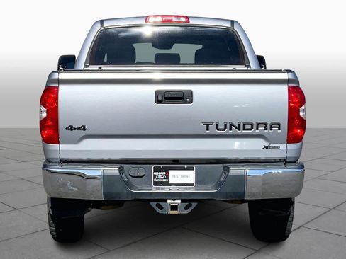 Used 2020 Toyota Tundra SR5 w/ SR5 Upgrade Package image 5