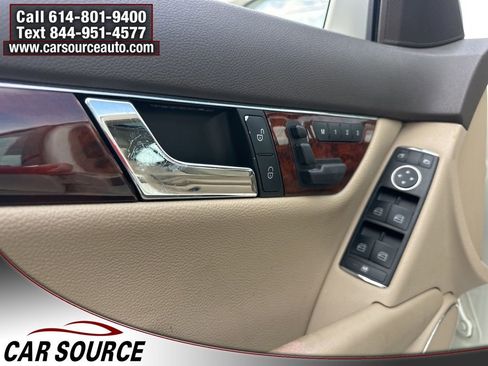 Used 2010 Mercedes-Benz C 300 4MATIC Sedan image 14