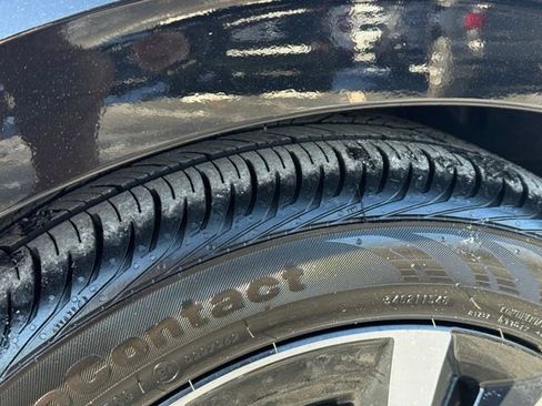 Used 2024 Honda Civic EX-L image 12