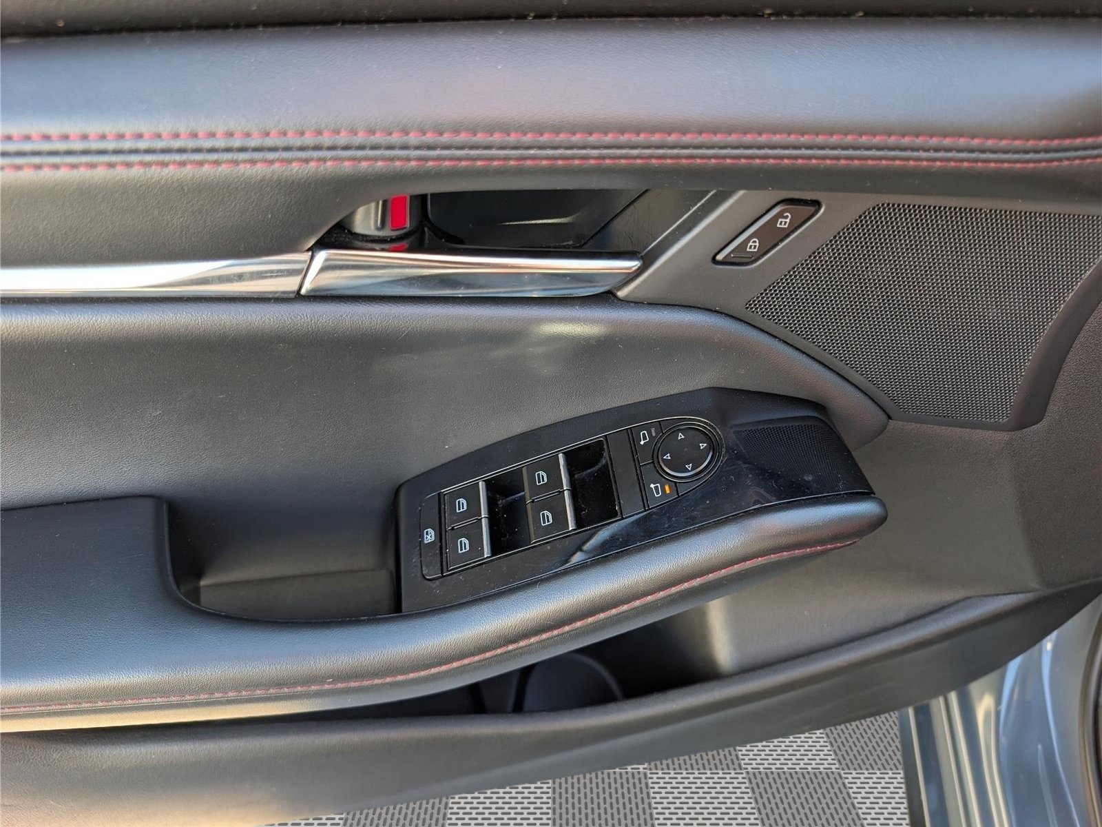 Used 2024 MAZDA MAZDA3 s AWD/4WD image 17
