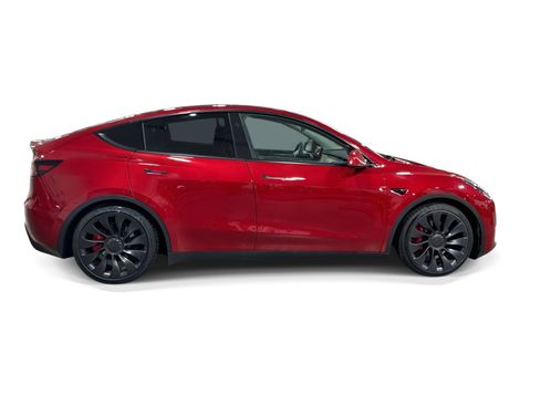 Certified 2023 Tesla Model Y Performance AWD/4WD image 7