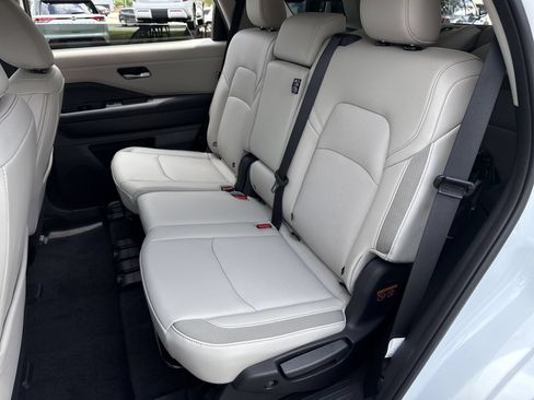 New 2026 Nissan Pathfinder SL w/ Cargo Package FWD image 15