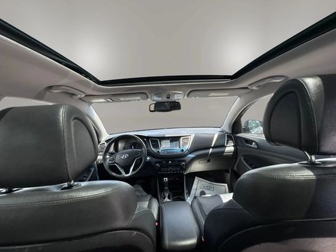 Used 2016 Hyundai Tucson Limited w/ Option Group 03 FWD image 15