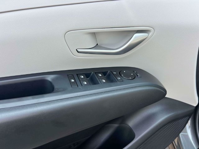 Certified 2026 Hyundai Tucson SE AWD/4WD image 16