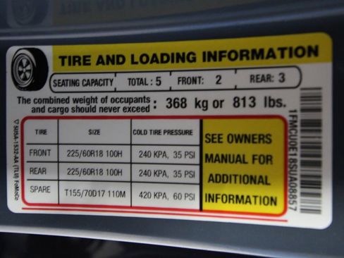 Used 2025 Ford Escape SE image 41