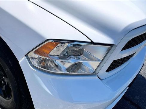Used 2019 RAM 1500 Express AWD/4WD image 33