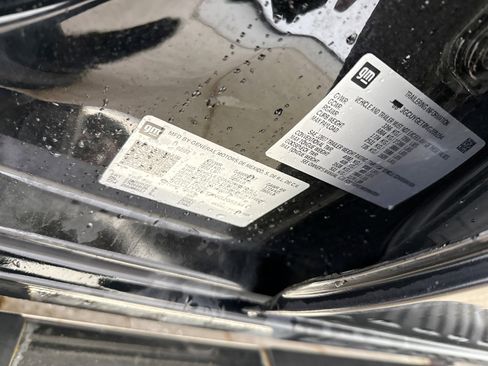 Used 2022 Chevrolet Silverado 1500 LTZ image 12