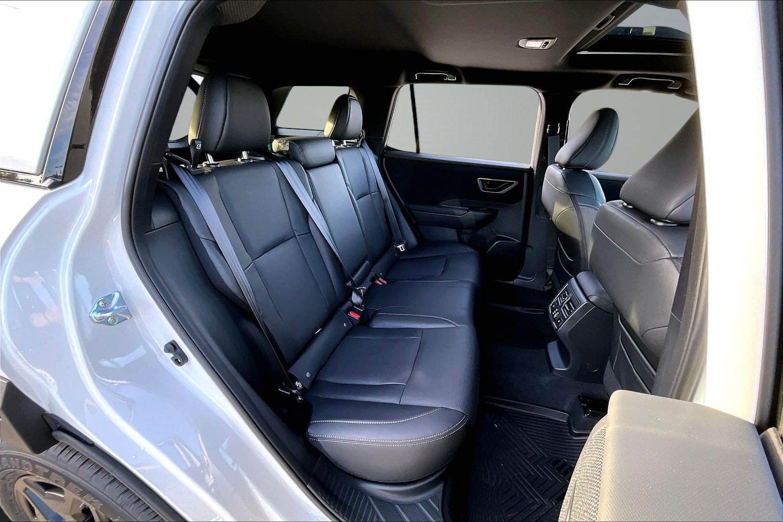 New 2026 Subaru Outback Limited AWD/4WD image 25