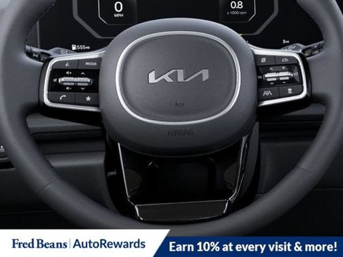 New 2025 Kia Carnival SX FWD image 27