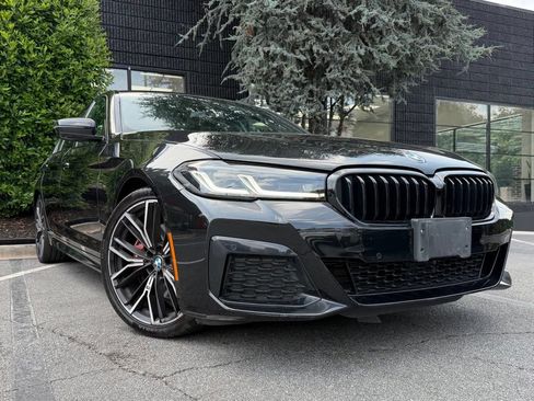 Used 2023 BMW 530i w/ M Sport Package RWD image 8