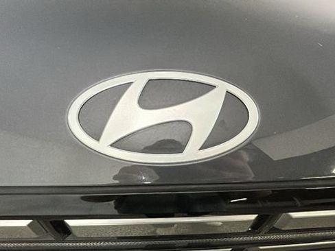 Used 2026 Hyundai Santa Fe SE FWD image 8