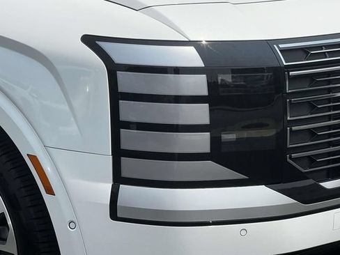Certified 2026 Hyundai Palisade Calligraphy AWD/4WD image 9