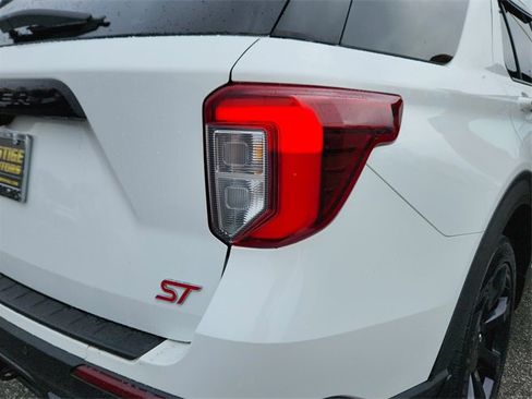 Used 2020 Ford Explorer ST w/ ST Street Pack image 11