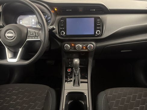Used 2024 Nissan Kicks SV FWD image 19