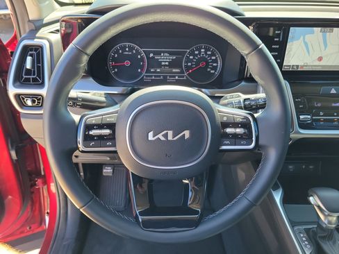 Used 2023 Kia Sorento S w/ Panoramic Sunroof Package FWD image 22