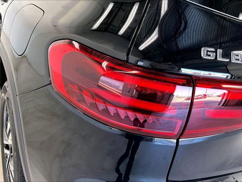 New 2026 Mercedes-Benz GLB 250 image 14