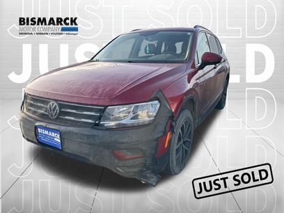 Used 2020 Volkswagen Tiguan SE w/ Panoramic Sunroof Package