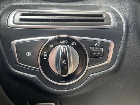 Used 2015 Mercedes-Benz C 300 4MATIC Sedan image 25