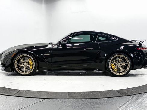Used 2025 Mercedes-Benz AMG GT 63 image 4