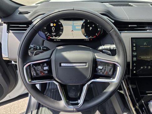 Used 2026 Land Rover Range Rover Sport SE AWD/4WD image 15