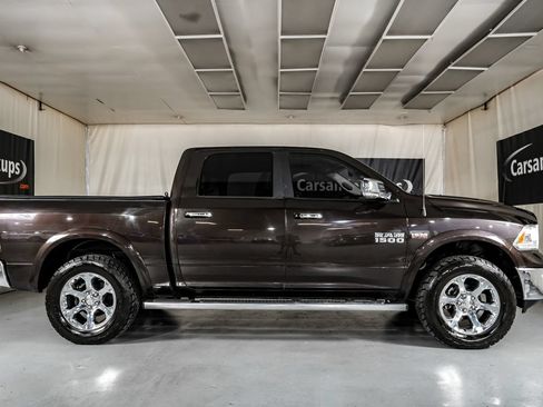 Used 2017 RAM 1500 Laramie w/ Convenience Group AWD/4WD image 5