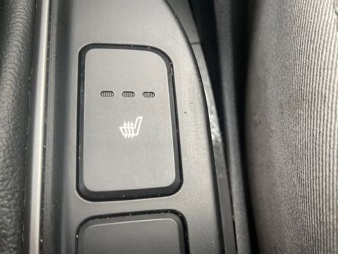 Used 2018 Hyundai Santa Fe Sport w/ 2.4L Value Package 02 image 41