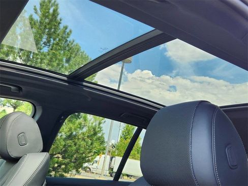 Used 2026 BMW X5 xDrive40i w/ Premium Package image 19