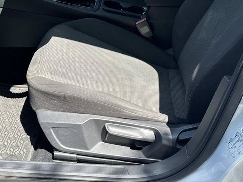Used 2019 Volkswagen Jetta S w/ Driver Assistance Package FWD image 18