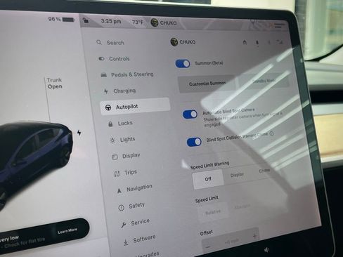 Used 2018 Tesla Model 3 Long Range image 42