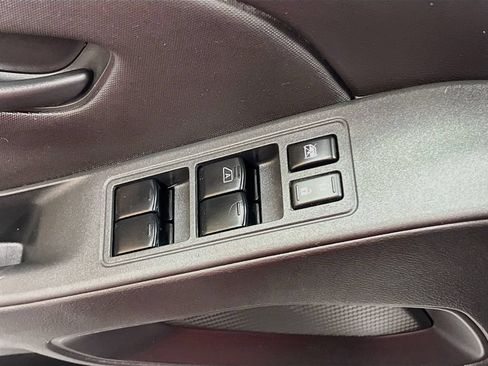 Used 2024 Nissan Frontier S w/ Technology Package AWD/4WD image 17