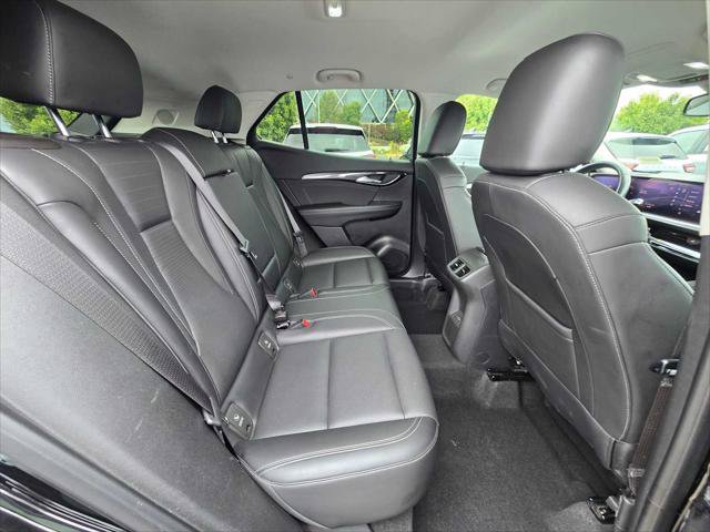 Used 2024 Buick Envision Preferred AWD/4WD image 12