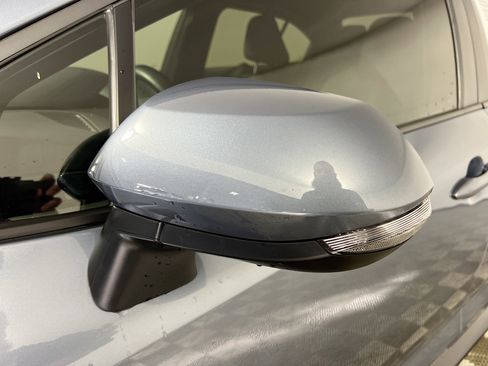 Used 2025 Toyota Corolla SE image 13