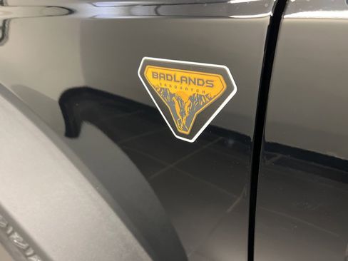 New 2026 Ford Bronco Badlands image 37