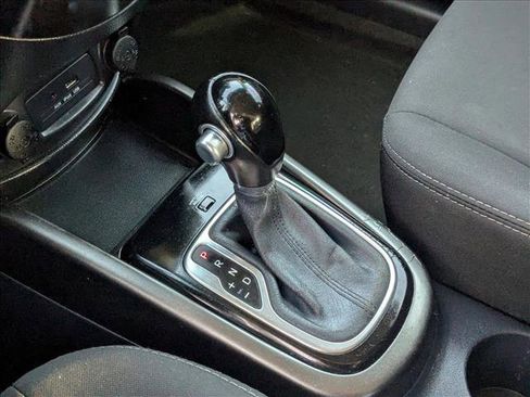 Used 2013 Kia Soul + image 11