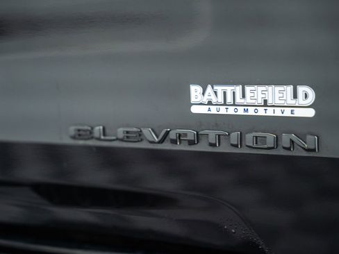 Used 2026 GMC Sierra EV Elevation w/ LPO, Elevation Dark Package AWD/4WD image 10