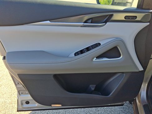 New 2027 INFINITI QX60 Luxe AWD/4WD image 9