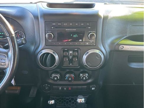 Used 2017 Jeep Wrangler Unlimited Sport w/ Quick Order Package 24S image 16