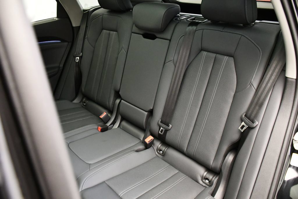 Used 2025 Audi Q5 Prestige AWD/4WD image 41